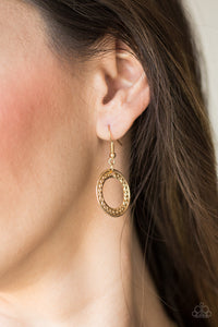 Savagely She-Wolf Paparazzi Gold Necklace