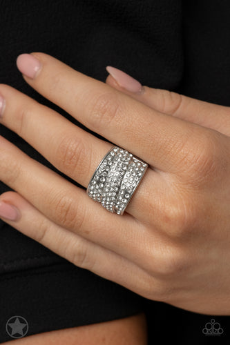 The Millionaires Club Paparazzi White Ring