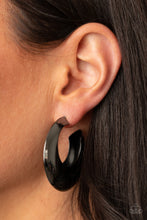 Load image into Gallery viewer, Chic CRESCENTO Papazzai Black Earrings