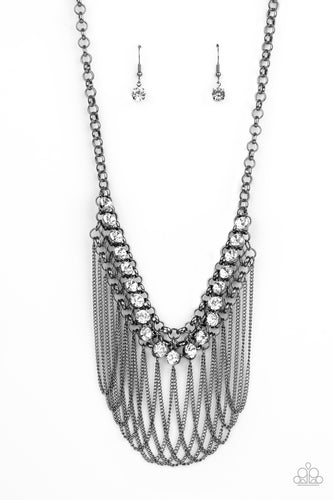 Flaunt Your Fringe Paparazzi Black Bling Necklace