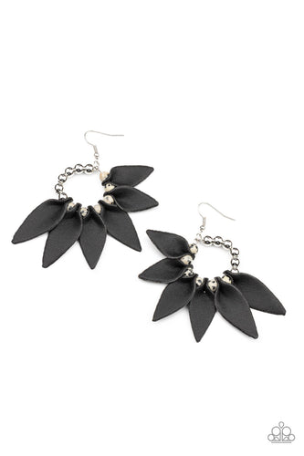 Flower Child Fever Paparazzi Black Petals Earrings