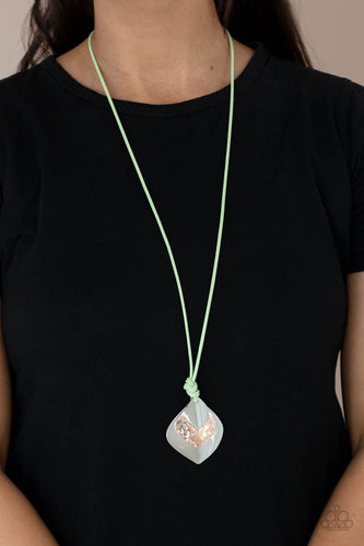 Face The ARTIFACTS Paparazzi Green Necklace