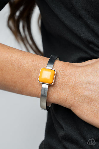 Prismatically Poppin Paparazzi Orange Bracelet