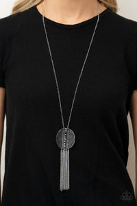 Radical Refinery Paparazzi Blue Necklace