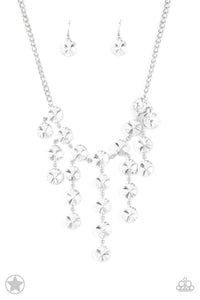 Spotlight Stunner Paparazzi Bling Necklace