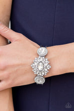Load image into Gallery viewer, Daydream Dazzle Papazzai White Bling Bracelet