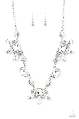 GLOW-trotting Twinkle Papazzai White Bling Necklace