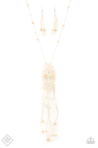 Macrame Majesty Papazzai White Necklace