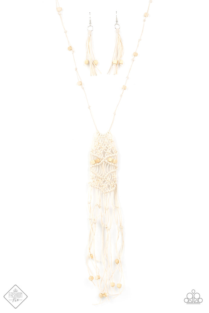 Macrame Majesty Papazzai White Necklace