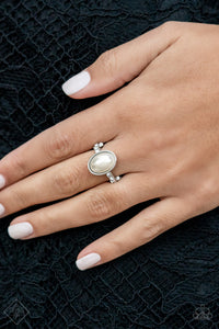 One Day at a SHOWTIME - White Pearl Ring