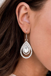 So The Story GLOWS Papazzai White Bling Earrings