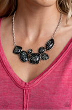 Load image into Gallery viewer, So Jelly Papazzai Black Necklace