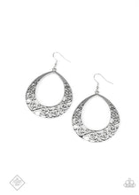 Load image into Gallery viewer, Vineyard Venture Papazzai Silver Earrings