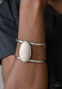 Desert Empress Papazzai White Stone Bracelet