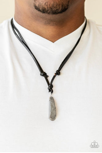Am I METEORITE? Papazzai Silver Urban Necklace