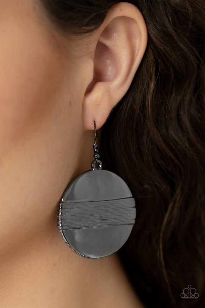 Ultra Uptown Papazzai Black Earrings