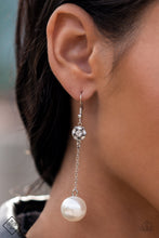Load image into Gallery viewer, April 2022 Fiercely 5th Avenue  White Pearl Set
