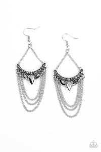 BURST INTO TIERS Papazzai SILVER EARRINGS